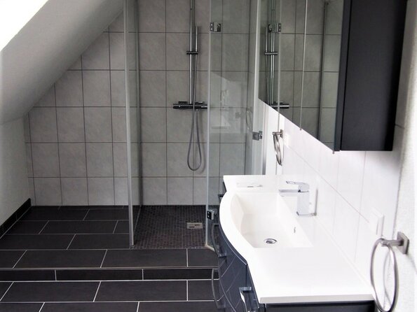 Duschbad OG Duschbad OG